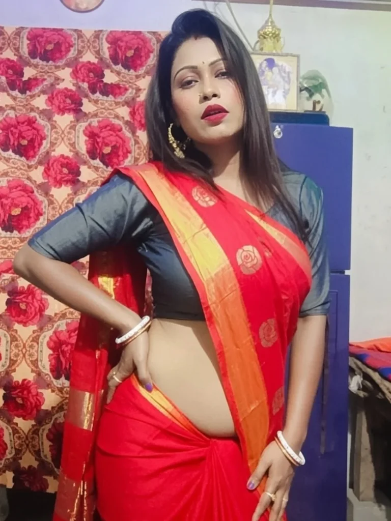 Raveena in Isagarh, Madhya Pradesh
